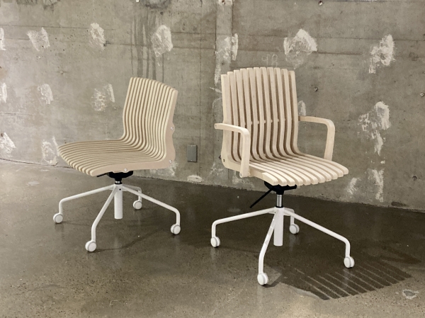 ①家具