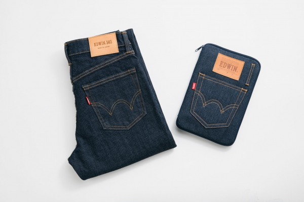 「EDWIN」のジーンズを忠実に再現! 本物そっくりのマルチケース