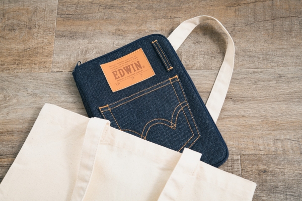 ぱっと目を引くデザイン！ ビジネスシーンや新学期など会話のきっかけになるかも♪