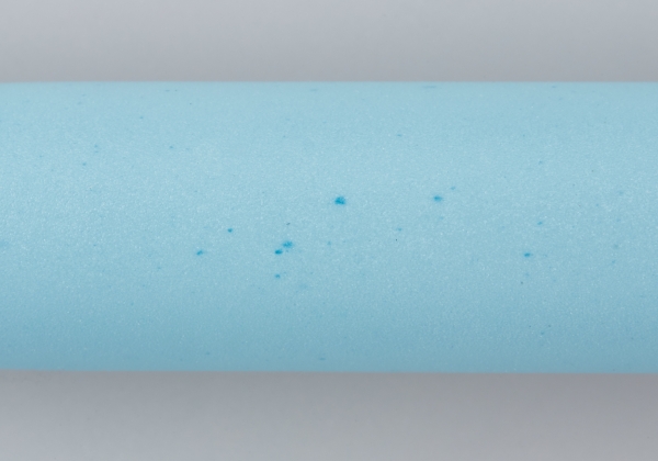 素材を感じられる軸色