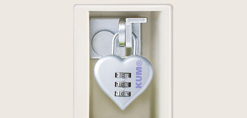 「KUM 南京錠」学校やジムのロッカーの鍵に最適