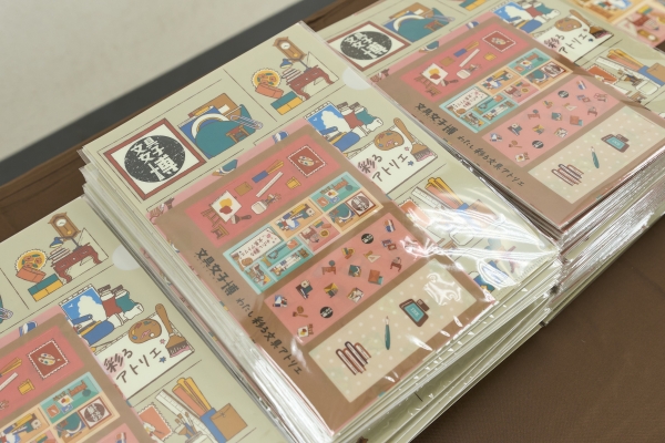 ⑦文具女子博限定のノベルティグッズを手に入れよう！