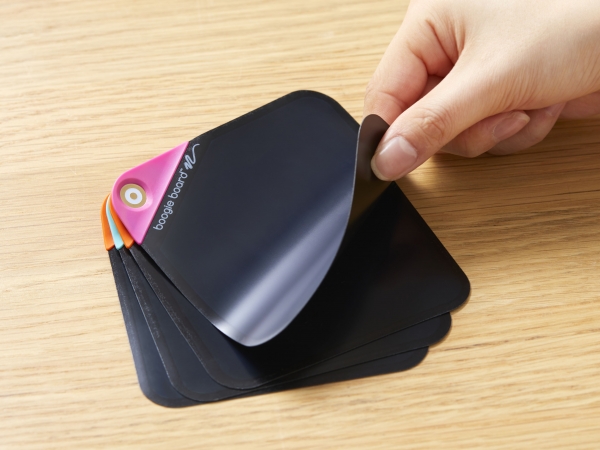 ・やわらかくて軽い次世代の「電子ふせん」