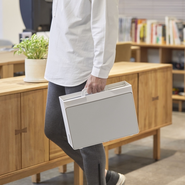 ・収納ボックスとノートPCスタンドの2wayで使える