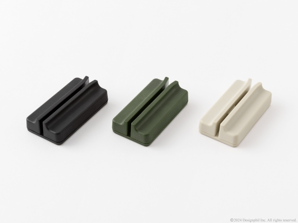 黒、カーキ、ベージュの全 3 色