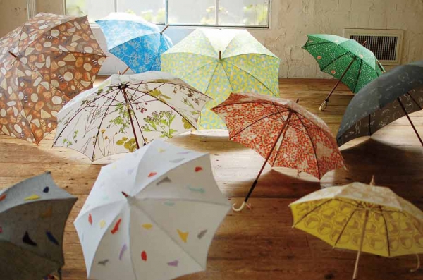 ＜イイダ傘店＞  雨傘・日傘・晴雨兼用傘各種　33,000円～