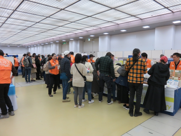 賑わう京都ぶんぐフェスタ会場