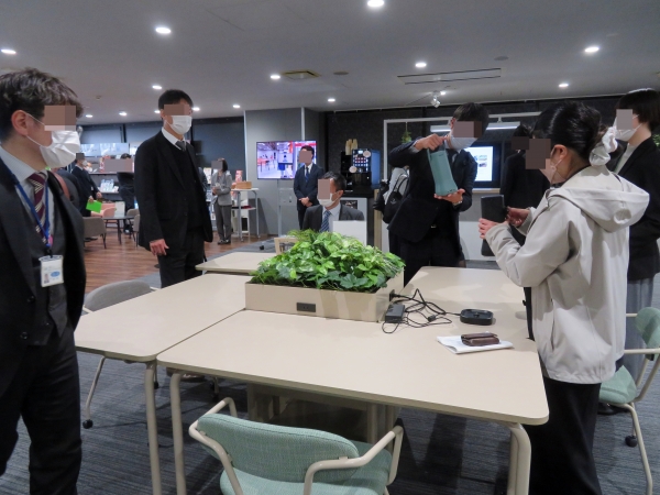 ひとりでも、チームでも、その時々のメンバーや活動に合わせた空間づくりを提案「フレキシブルファニチュア＜ミネラ＞」
