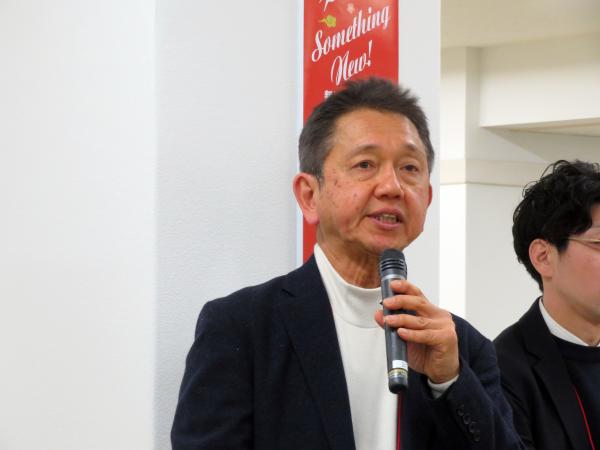 開会式で口分田尚志代表幹事は「文具業界は『単なる商品』を売る時代から、『体験と価値』を売る時代へと移行し、デジタルが普及した今だからこそ、手書きの温もりや五感を刺激するもの、効率の先にある創造性を引き出す商品への価値が求められている」と強調した。 