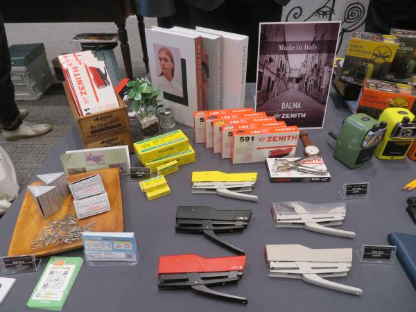 イタリアBalma製ステープラー「ZENITH」をはじめ、話題の新商品も多数展示　カール事務器