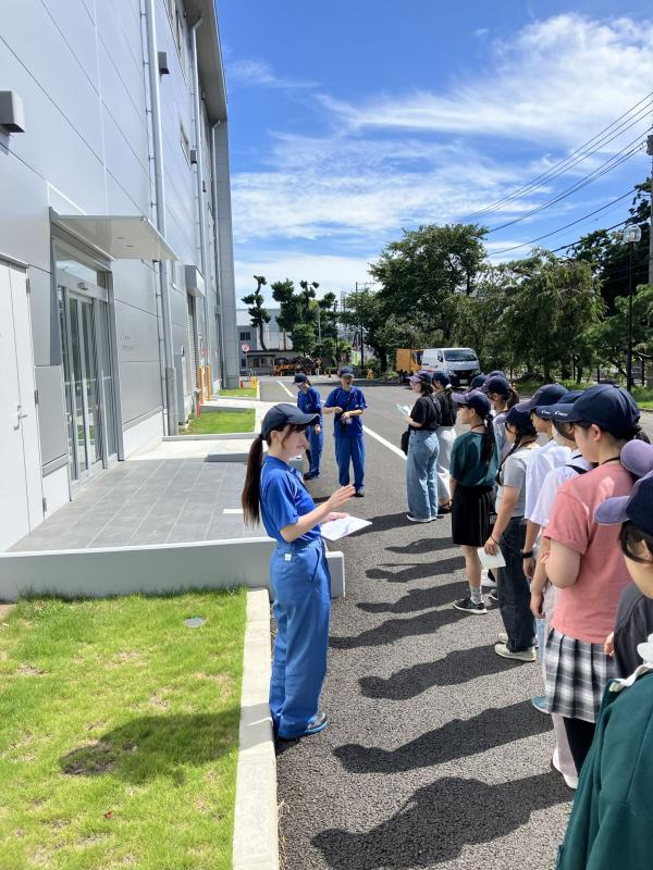 工場見学の様子